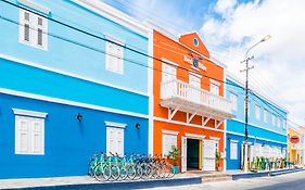 Bed & Bike Curacao - Pietermaai